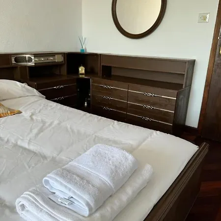 Casa De Emilio Holiday home Artono