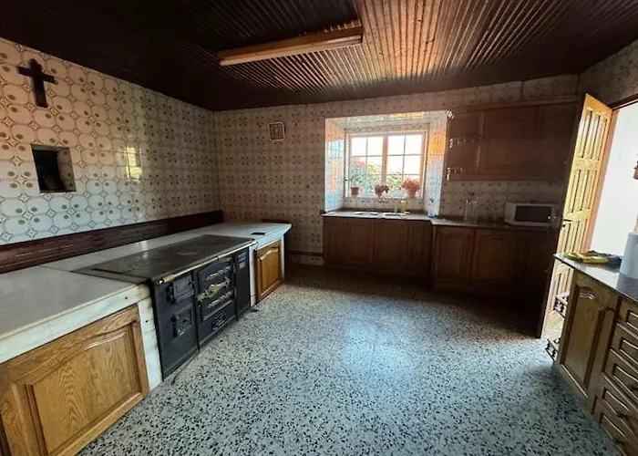 Casa De Emilio Artono