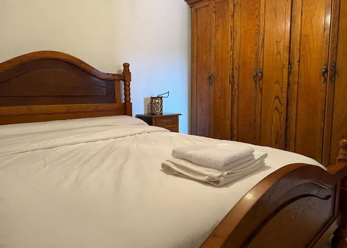 Casa De Emilio Artono